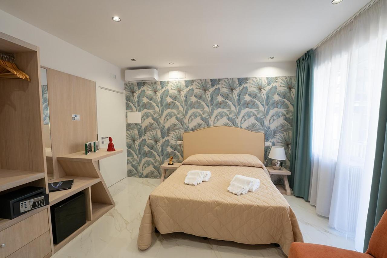מלון Medina H. Napoli Centro, By Clapa Group מראה חיצוני תמונה