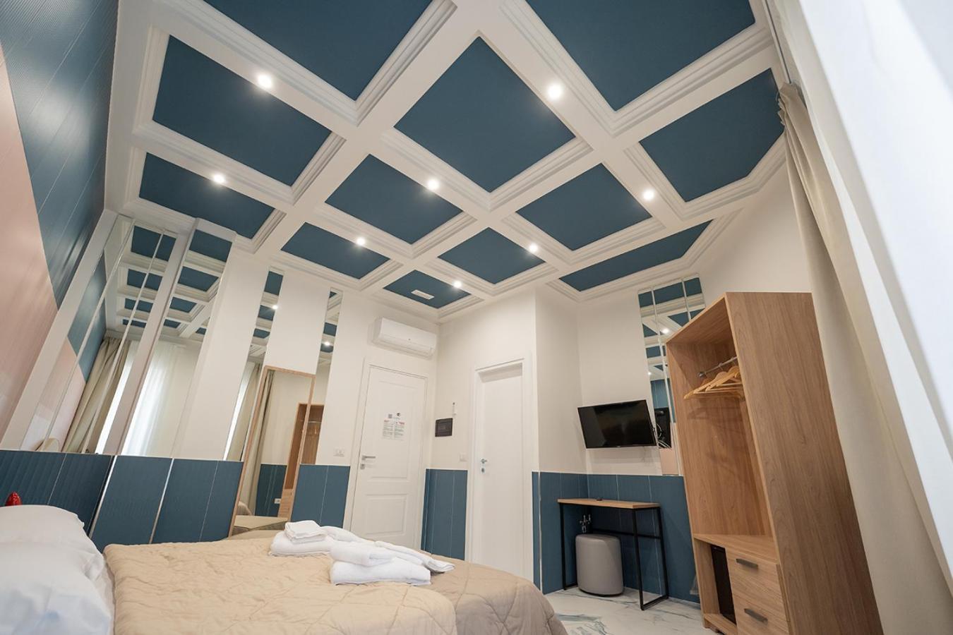 מלון Medina H. Napoli Centro, By Clapa Group מראה חיצוני תמונה